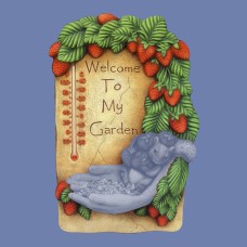 Clay Magic 2521 Giving Hands Squirrel Garden Plaque Mold