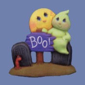"Boo" Ghost with Moon Mold