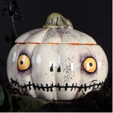 Frightful Friend Pumpkin Box